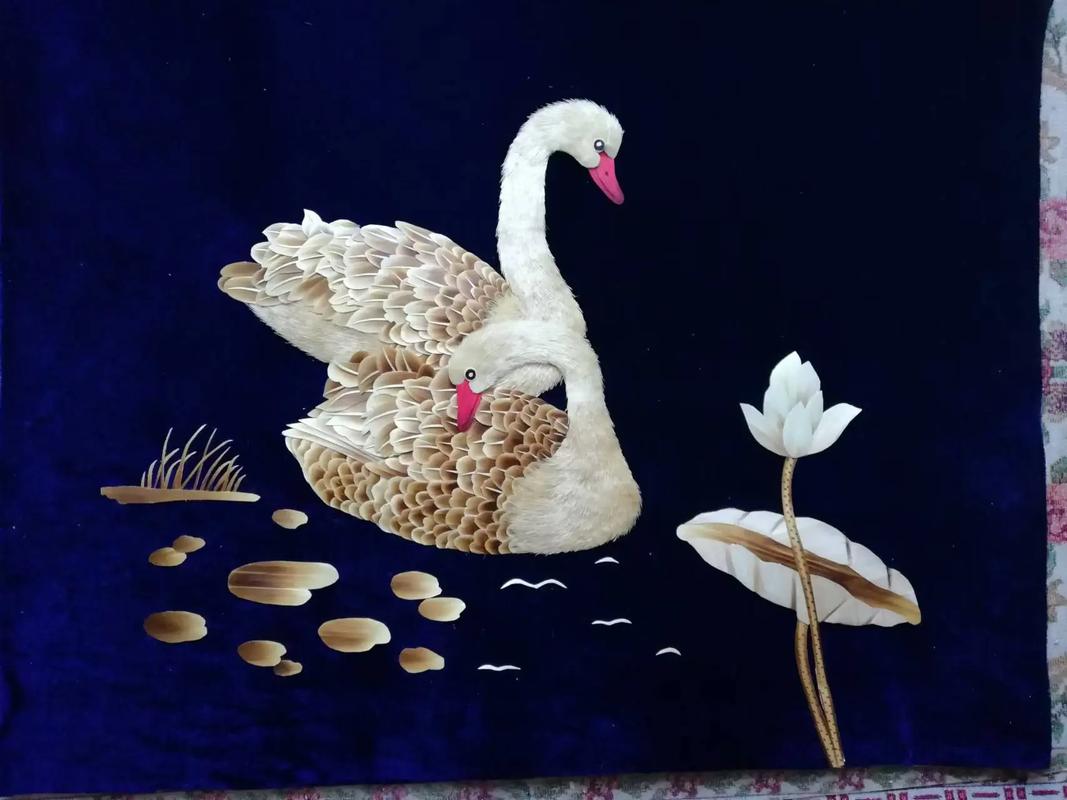 麥秸畫 指尖上的金色光影——記和光老師母親與三省的省級非遺傳承